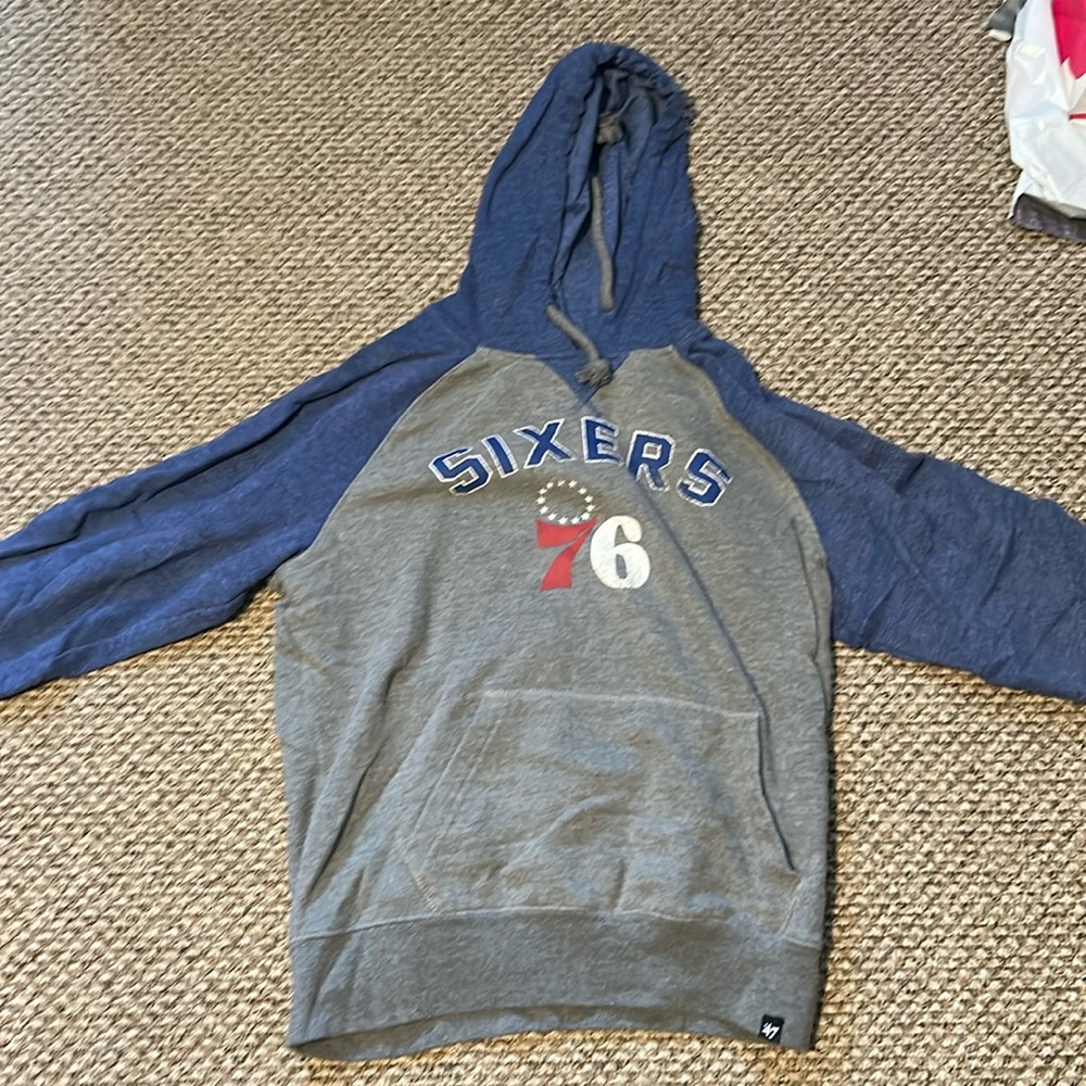 ‘47 Philadelphia 76ers Hoodie Size Medium